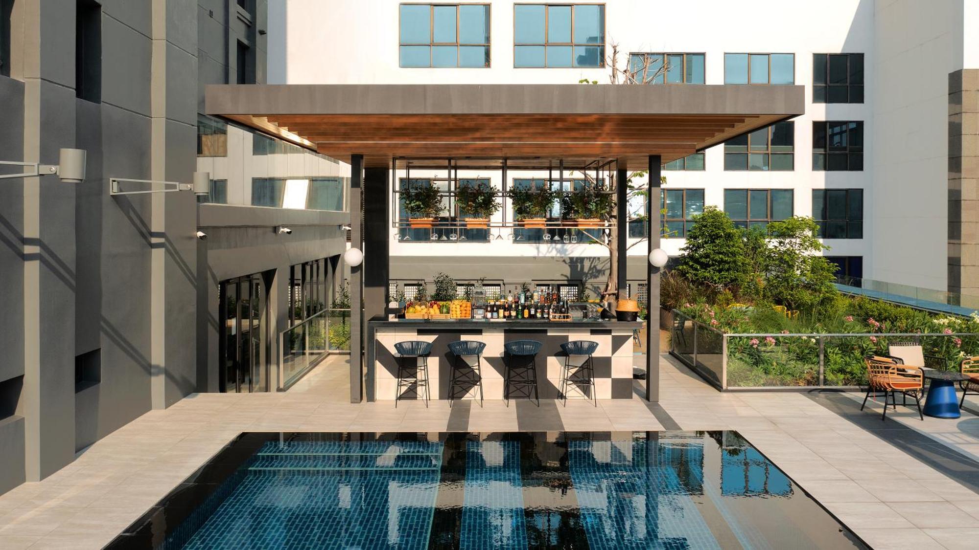 Tribe Living Bangkok Sukhumvit 39 By Accorhotels Esterno foto